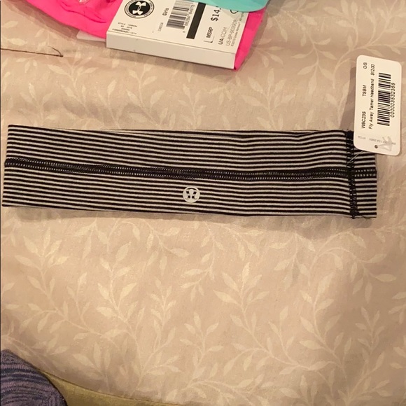 lululemon athletica Accessories - Lululemon headband.